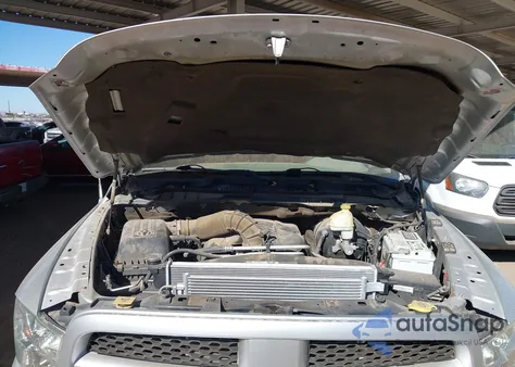 2010 Dodge Ram 1500 Slt/Sport/Trx из США, поврежденный, VIN 1D7RV1GT2AS197909